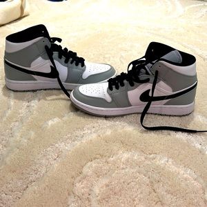 Woman’s size 9 air jordan’s